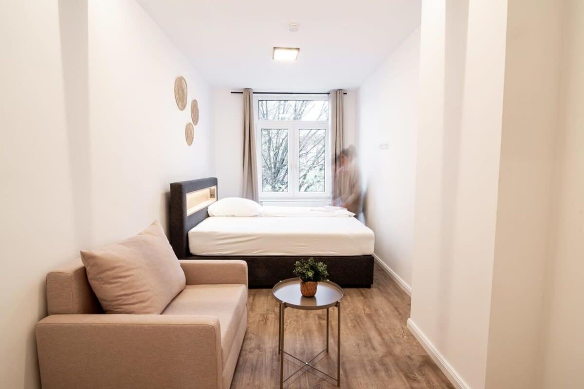 Hamburg Gem For 12 Apartment Exterior photo